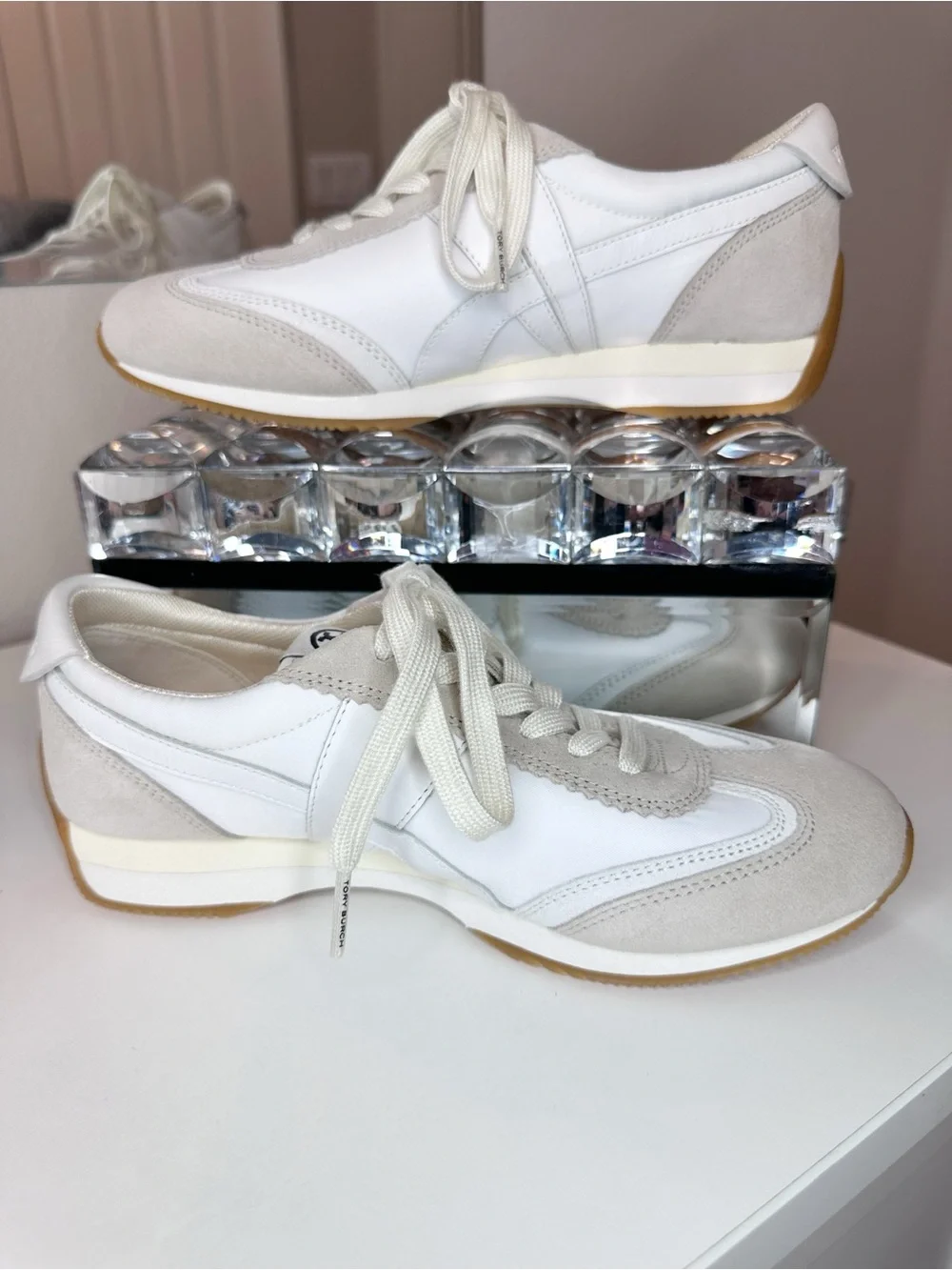 NWOT Tory Burch Hank Snow White and Beige Low Top Shoes - size 6.5